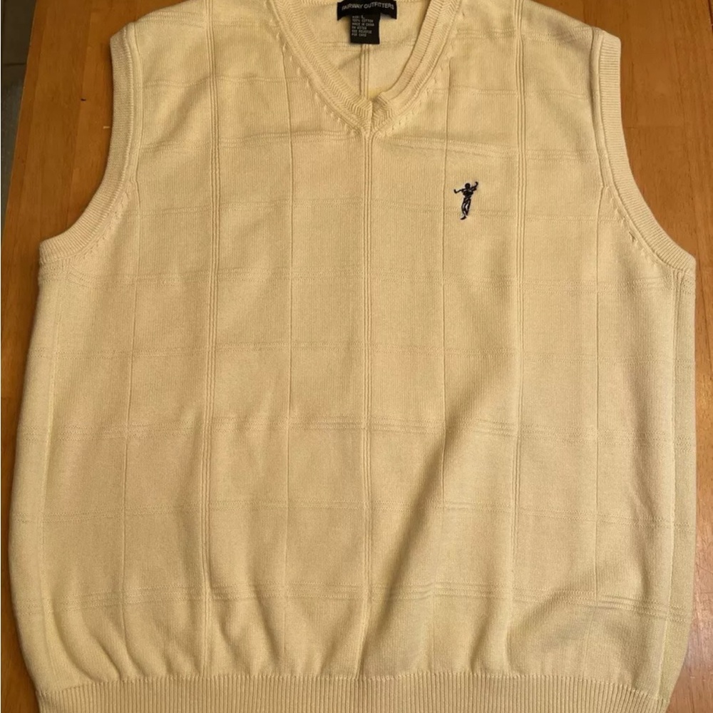 Fairway Outfitters Men’s Sweater Vest Size Large Creamy White Golf Logo